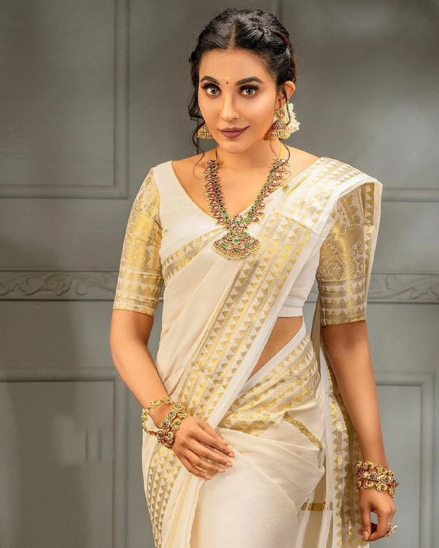 Blouse Design for Cream Colour Saree