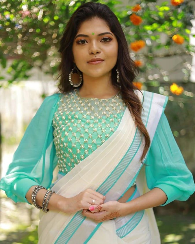 elbow sleeve moti work blouse