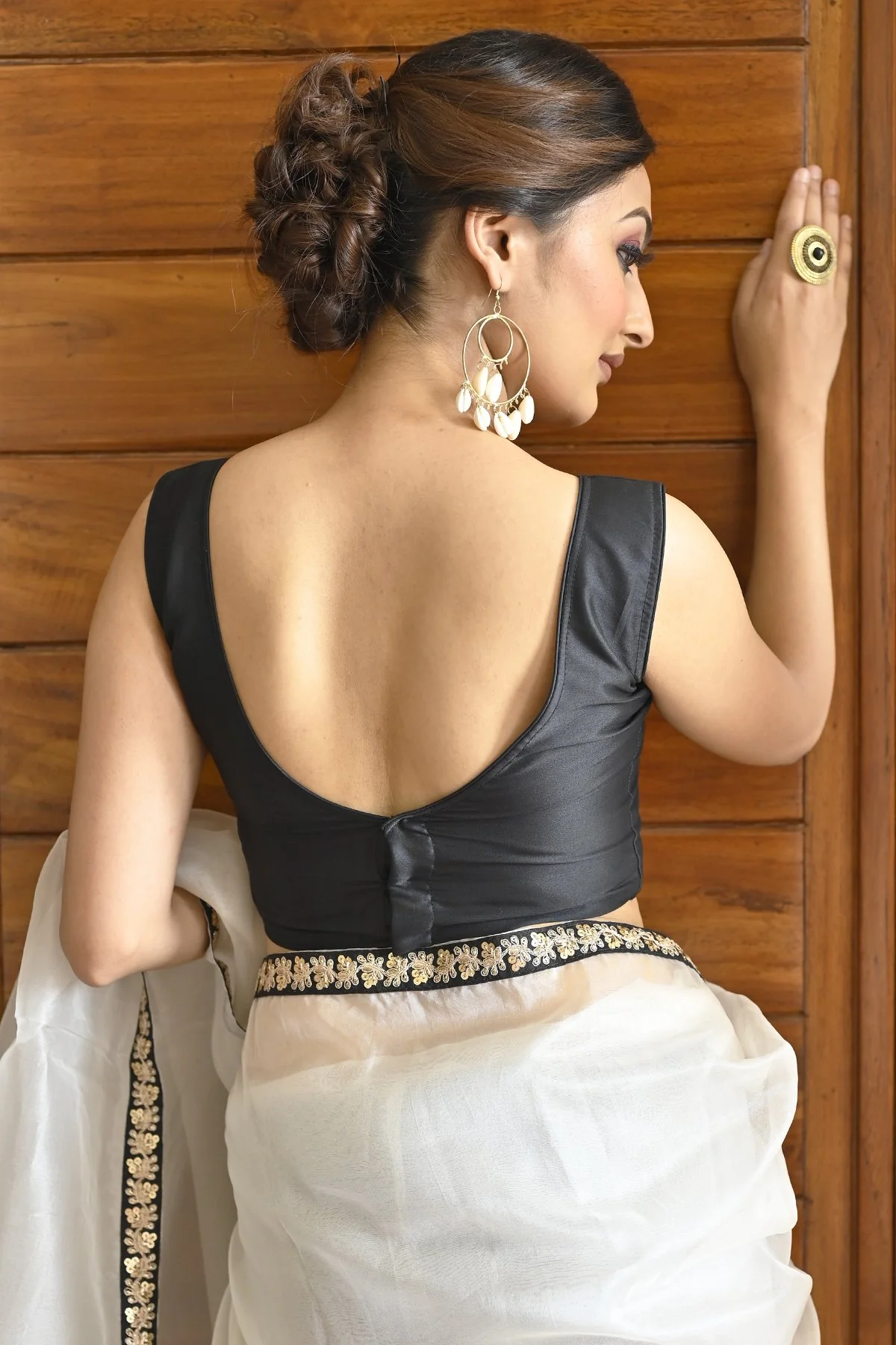 Top 15 Black and White Saree Blouse Designs with Golden Border