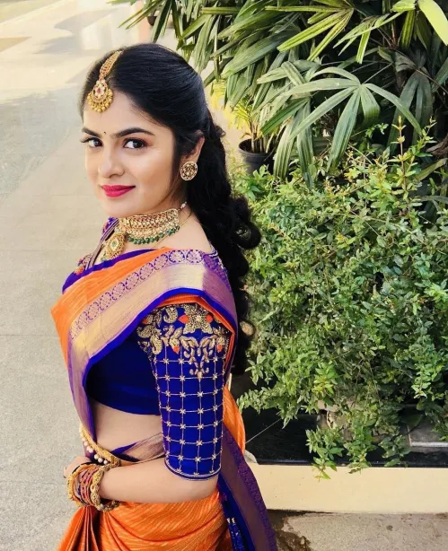 Mirror Work Blouse Designs with embroidery