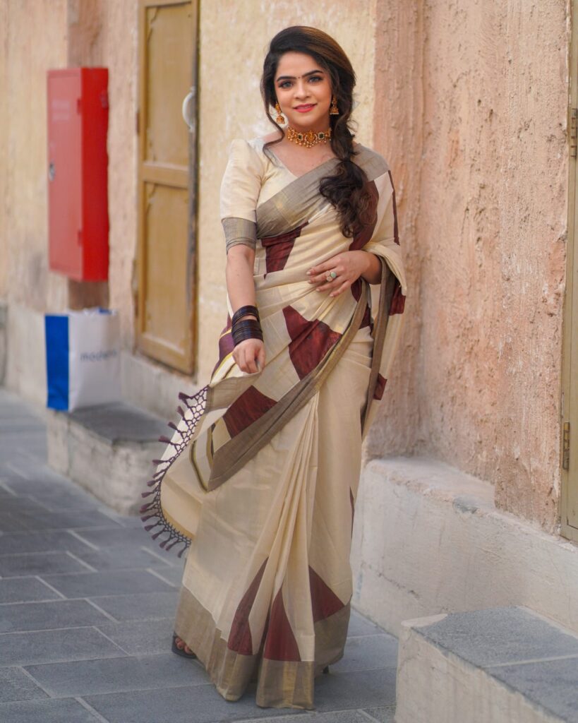 Kerala Tissue Saree Blouse Designs