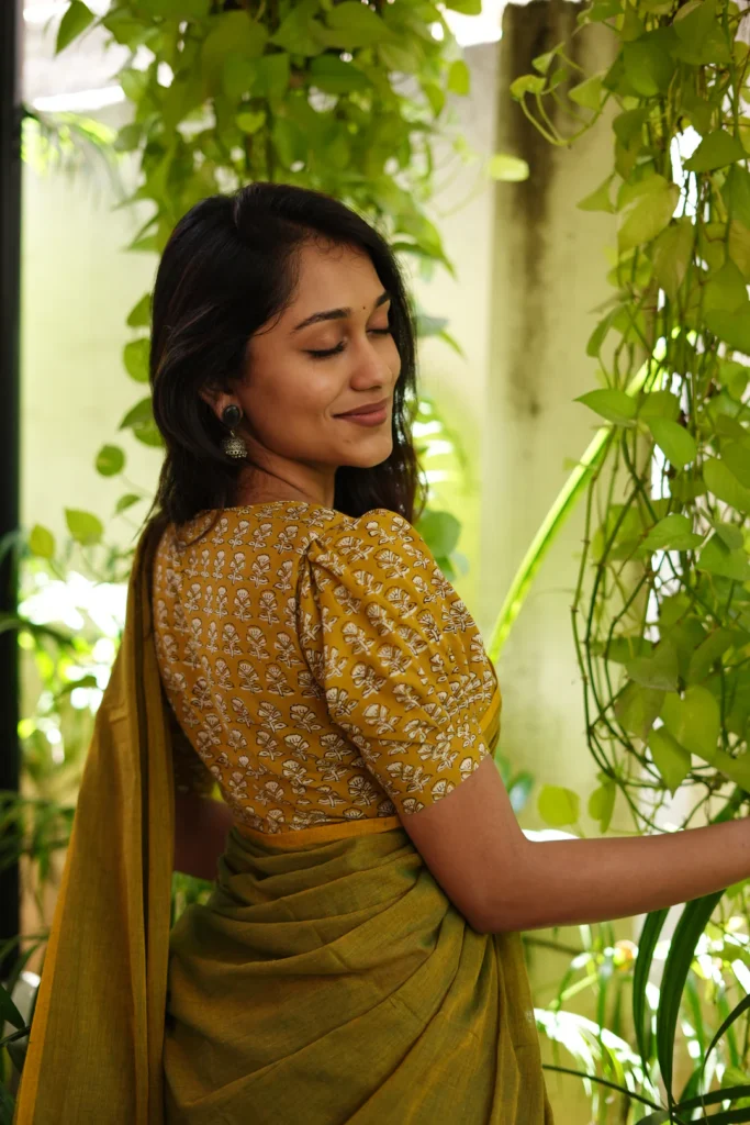 Gold Butta Designs on Saree Blouse