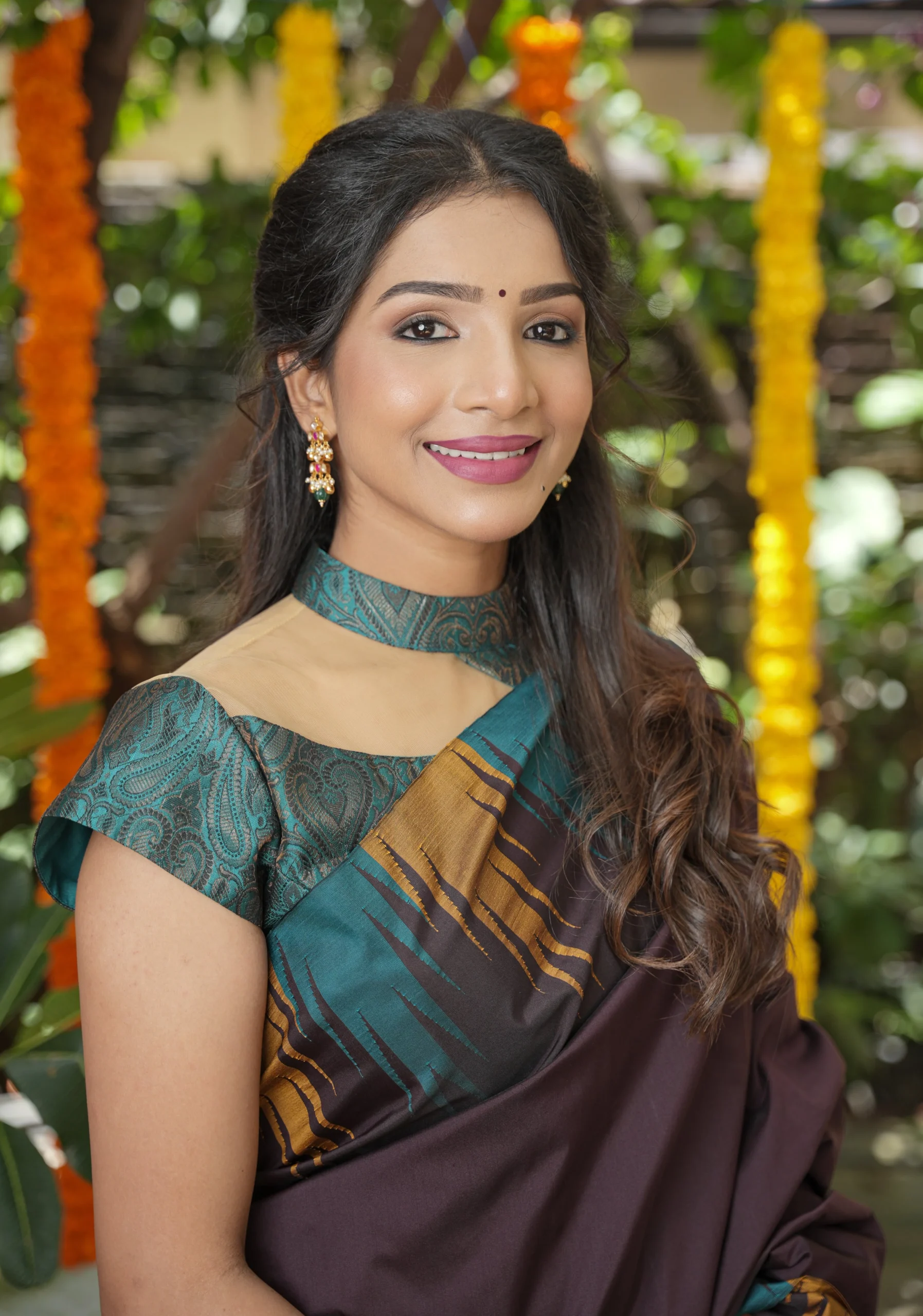 Cold Shoulder Jacquard Blouse