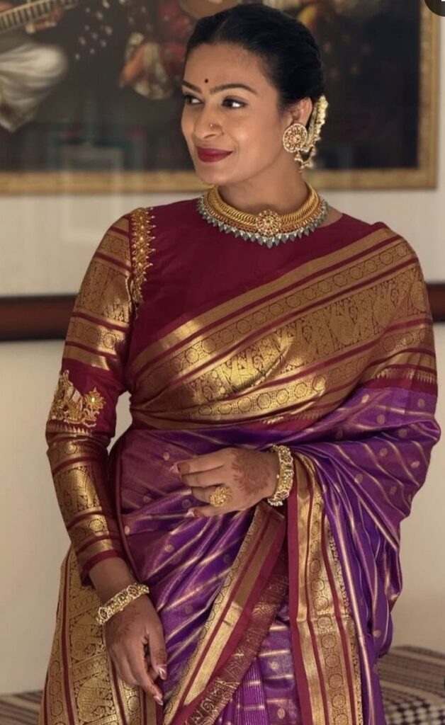 बोट नेक ब्लाउज डिज़ाइन