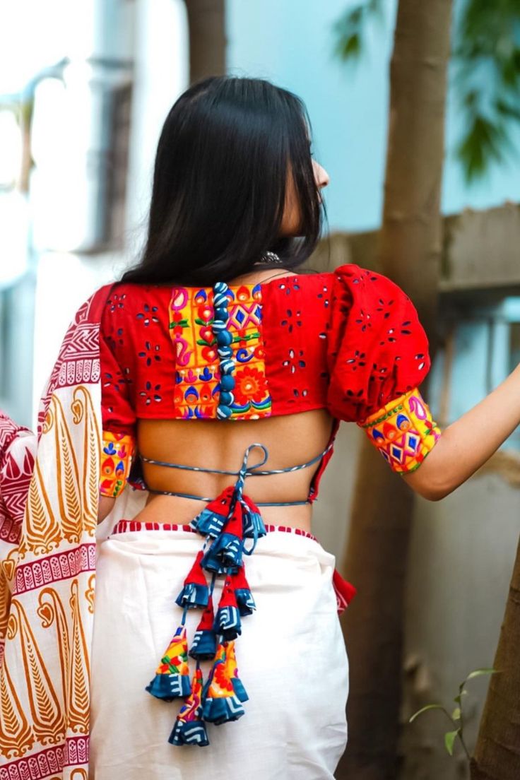 Backless Blouse with Fringes