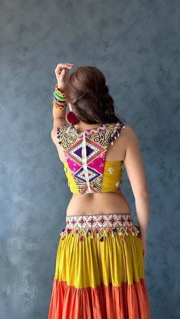 Backless Blouse with Pearl Chain Detail