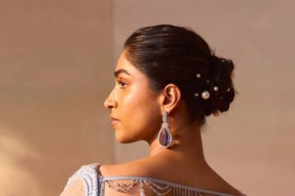 Glamorous Back Designs – Perfect Blouses for Saree Lovers