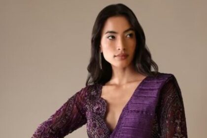 Sleek & Chic: Monotone Full Sleeve Blouses That Slay