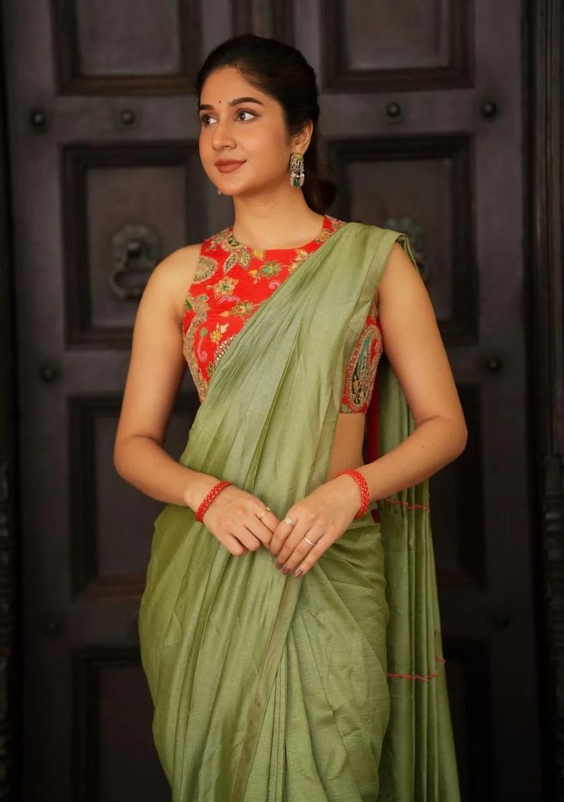 Sleeveless Daily Wear Blouse